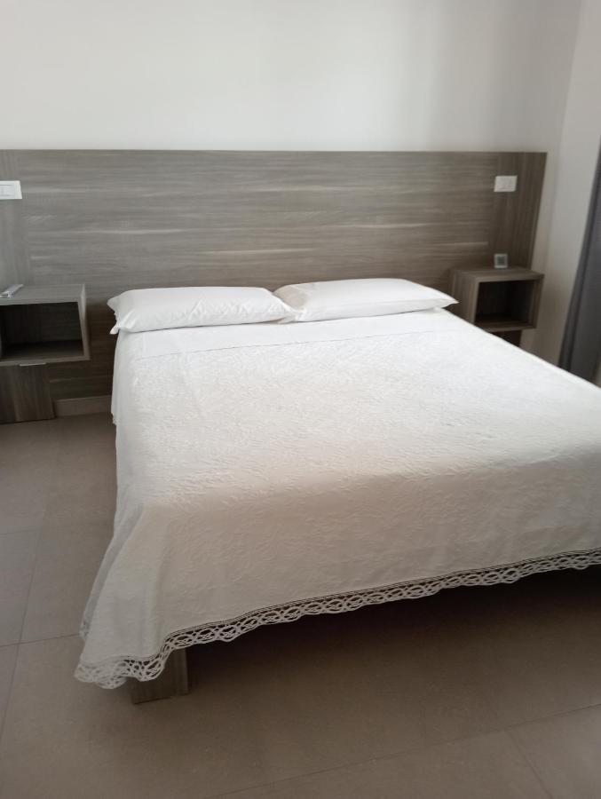 U Ceccenate Bed and Breakfast Montalbano  Eksteriør billede